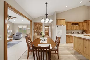 2608 E Hill Dr, Rock Falls, IL 61071 - Photo 14