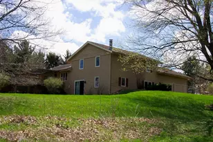 10072 W Il Rte 72 Hwy, Forreston, IL 61030 - Photo 4