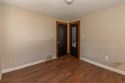 2717 Kinsey Street, Rockford, IL 61109 - Photo 8