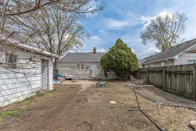 2717 Kinsey Street, Rockford, IL 61109 - Photo 12