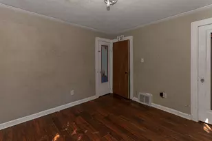 2717 Kinsey St, Rockford, IL 61109 - Photo 6