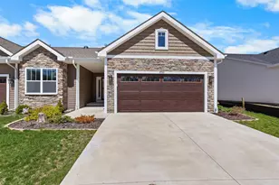 5710 Willow Creek Ln, Roscoe, IL 61073 - Photo 2