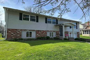 208 N College St, Mount Carroll, IL 61053 - Photo 2