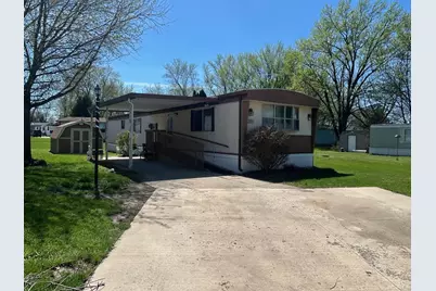 309 Lindenwood Drive, Belvidere, IL 61008 - Photo 2