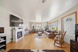 17870 Clover Rd, Morrison, IL 61270 - Photo 12