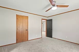 8686 Dutch Elm Ct, Roscoe, IL 61073 - Photo 20