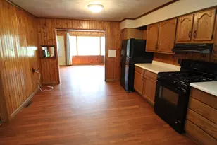 1424 N Day Ave, Rockford, IL 61101 - Photo 8