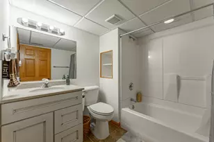 1354 University Dr, Rockford, IL 61107 - Photo 36