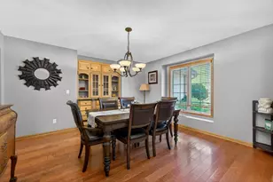 1354 University Dr, Rockford, IL 61107 - Photo 12