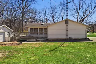 2086 Grand Detour, Dixon, IL 61021 - Photo 4