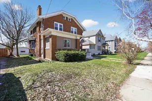 324 Paris Ave, Rockford, IL 61107 - Photo 2