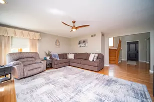 11266 Quinlann Pl, Machesney Park, IL 61115 - Photo 10