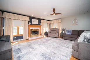 11266 Quinlann Pl, Machesney Park, IL 61115 - Photo 8