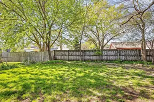 625 W Hurlbut Ave, Belvidere, IL 61008 - Photo 46