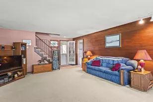 625 W Hurlbut Ave, Belvidere, IL 61008 - Photo 8