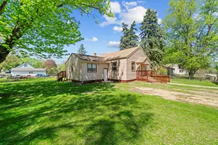 345 S Memorial Ave, Rockford, IL 61102 - Photo 2