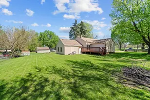 345 S Memorial Ave, Rockford, IL 61102 - Photo 32