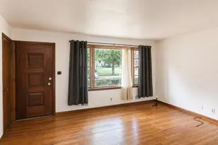 2906-2908 Andrews St, Rockford, IL 61101 - Photo 2