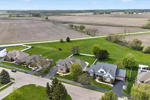 308 Castlewynd Dr, Loves Park, IL 61111 - Photo 48