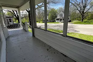114 Horace St, Rockford, IL 61102 - Photo 6