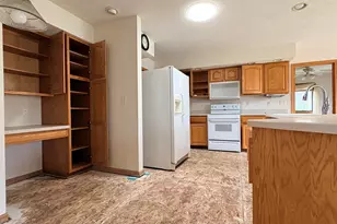 481 Marstonmoor Rd, Davis, IL 61019 - Photo 6