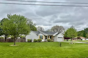 805 E Market St, Hennepin, IL 61327 - Photo 24