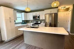 805 E Market St, Hennepin, IL 61327 - Photo 4