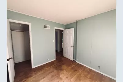 1331 W Logan Street, Freeport, IL 61032 - Photo 28