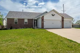 830 Westerfield Way, South Beloit, IL 61080 - Photo 2