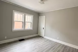 3422 Fremont St, Rockford, IL 61103 - Photo 8