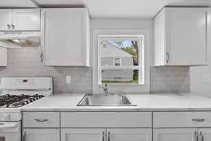 3211 7th St, Rockford, IL 61109 - Photo 14