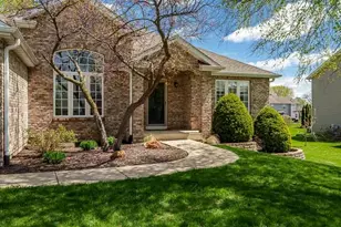 640 Par Pl, Belvidere, IL 61008 - Photo 2