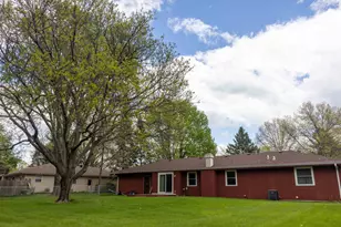 6360 Dandbridge Blvd, Rockford, IL 61103 - Photo 14