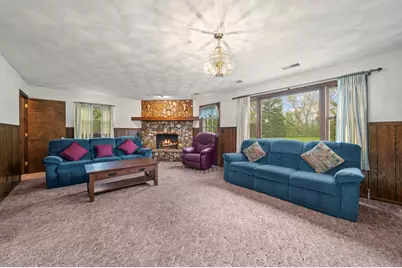 2600 East Ct, Belvidere, IL 61008 - Photo 32