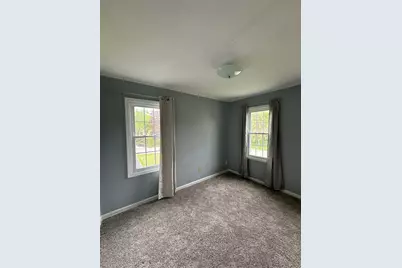 253 Park Crest Dr, Freeport, IL 61032 - Photo 34