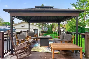 525 W Hurlbut Ave, Belvidere, IL 61008 - Photo 30