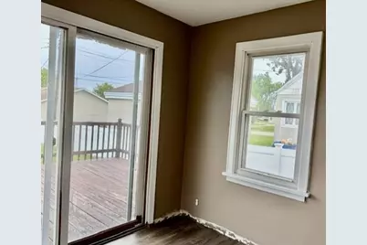325 W 3rd Street, Spring Valley, IL 61362 - Photo 6