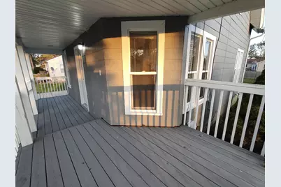 715 E 3rd Street, Belvidere, IL 61008 - Photo 8