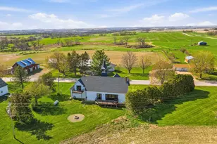 6603 W Council Hill Rd, Scales Mound, IL 61075 - Photo 6