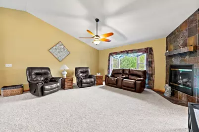 211 Carson Drive, Poplar Grove, IL 61065 - Photo 12