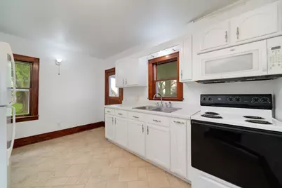 8162 S Perryville Road, Cherry Valley, IL 61016 - Photo 8