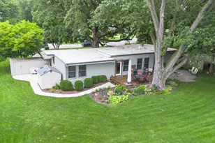 4609 Brookview Dr, Rockford, IL 61114 - Photo 4