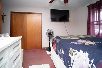 2402 Rockwell Street, Rockford, IL 61101 - Photo 16