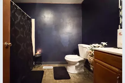 2402 Rockwell Street, Rockford, IL 61101 - Photo 18