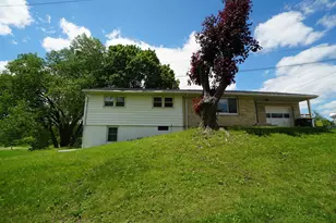 201 S Jackson, Hanover, IL 61041 - Photo 40