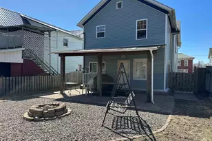 34 3rd St, Savanna, IL 61074 - Photo 2