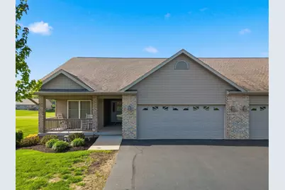 723 Yingling Drive, Dixon, IL 61021 - Photo 2