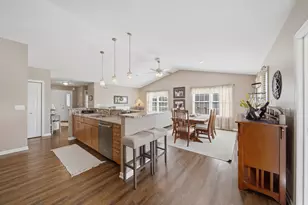 723 Yingling Dr, Dixon, IL 61021 - Photo 12