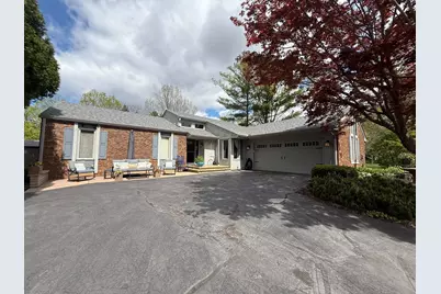 1438 Ramsey Close, Rockford, IL 61107 - Photo 2