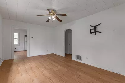 2012 17th Avenue, Rockford, IL 61104 - Photo 6